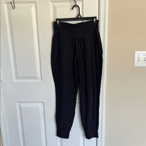 Old Navy Active Powersoft High-Rise Jogger Pants Black (Size M)